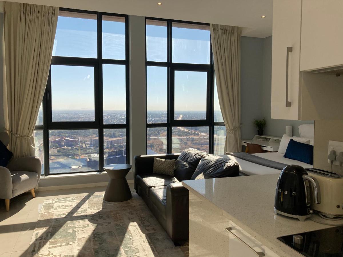 Urban Awe Apartment-Itowers 23Rd Floor Gaborone Exterior foto