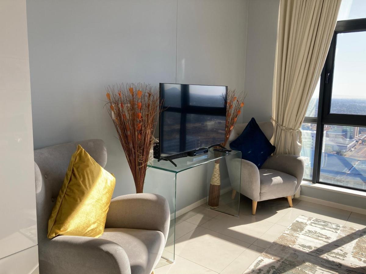 Urban Awe Apartment-Itowers 23Rd Floor Gaborone Exterior foto